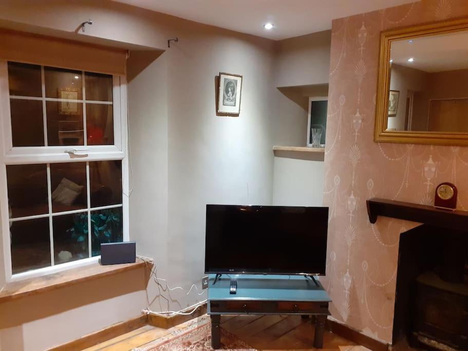 Characterful Cottage Near The Sea, Beach, Pier & Shops Weston-super-Mare Exterior foto